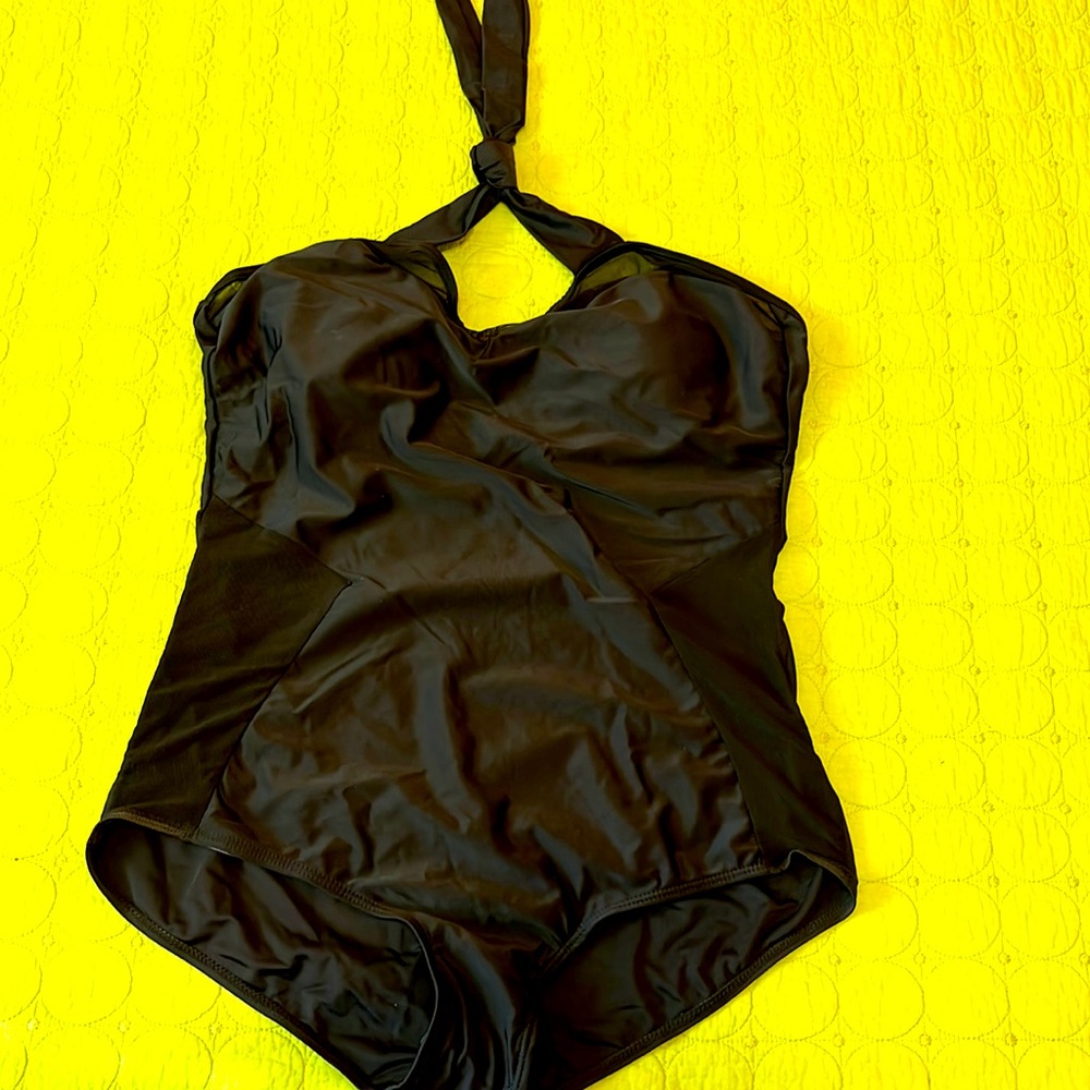 New” Black swim super sexy